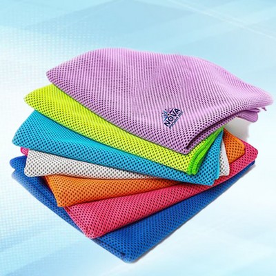 Cooling Sports Towel for Instant Refreshment and Heat Relief After Intense Physical Activities